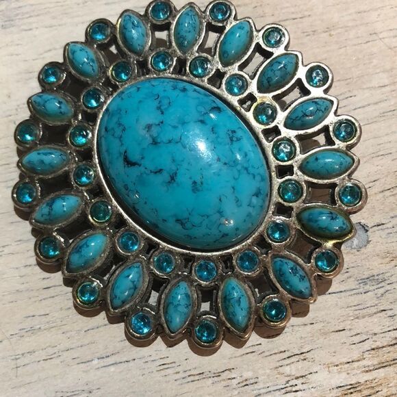 Turquoise faux stone large belt buckle. main image 4